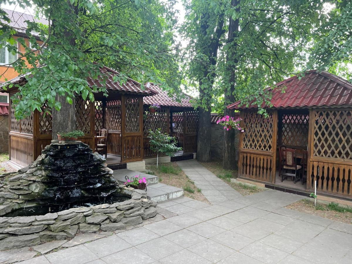 Grand Hotel Mohyliv-Podilskyi 外观 照片